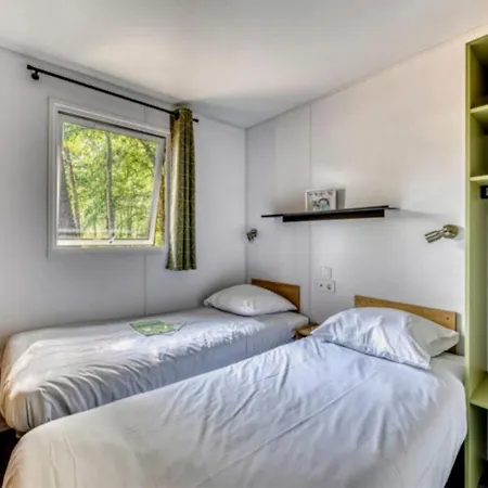 Kamp alanı Domaine Les Oreades - Maeva Selection 5*