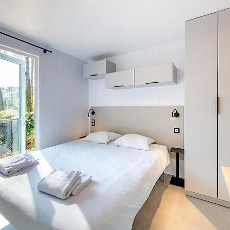 Kamp alanı Domaine Les Oreades - Maeva Selection 5*